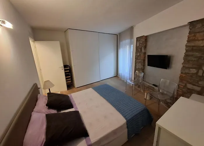 New On Apartment Como